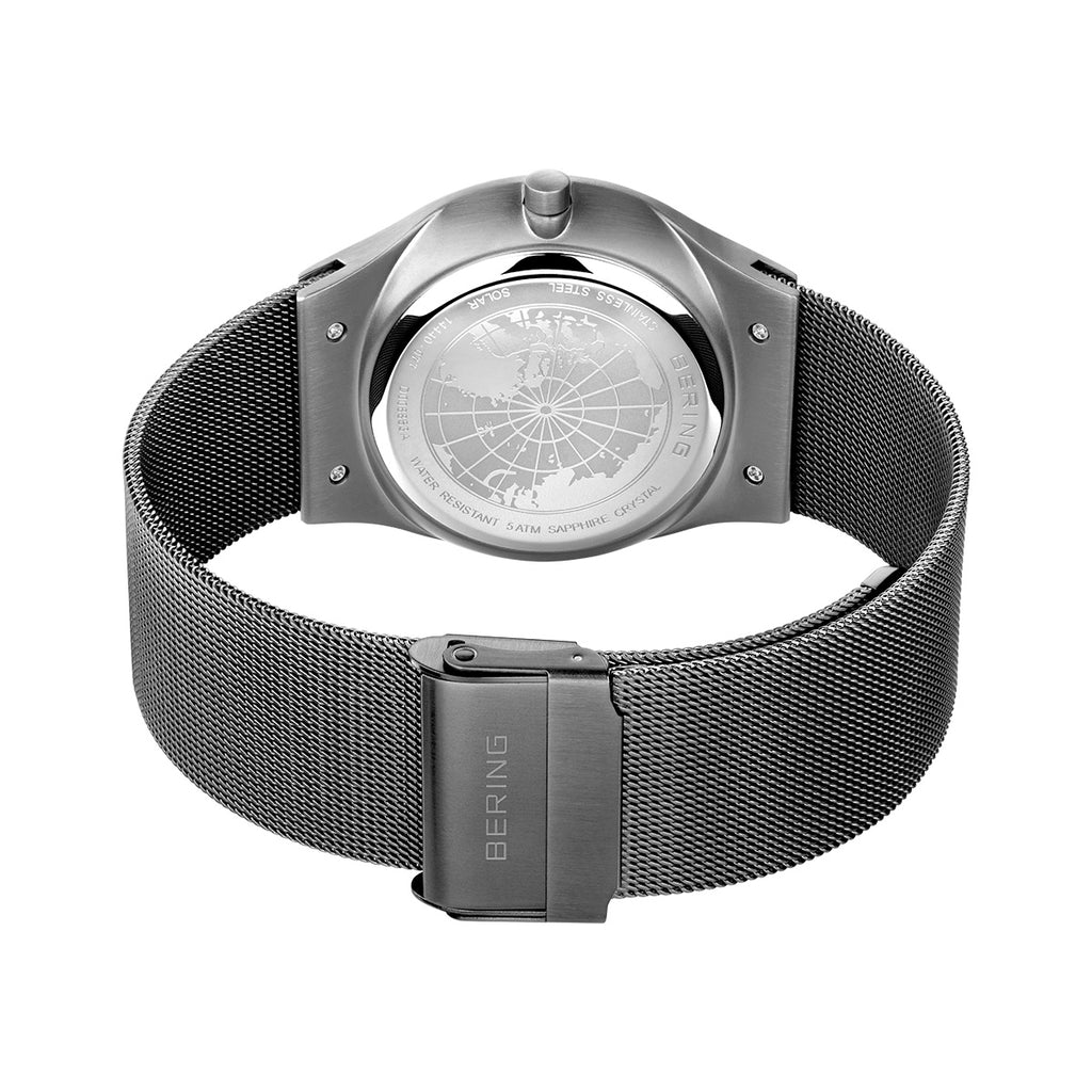 Bering Herrenuhr 14440-007 Solar Titan Silber Blau Milanaisearmband