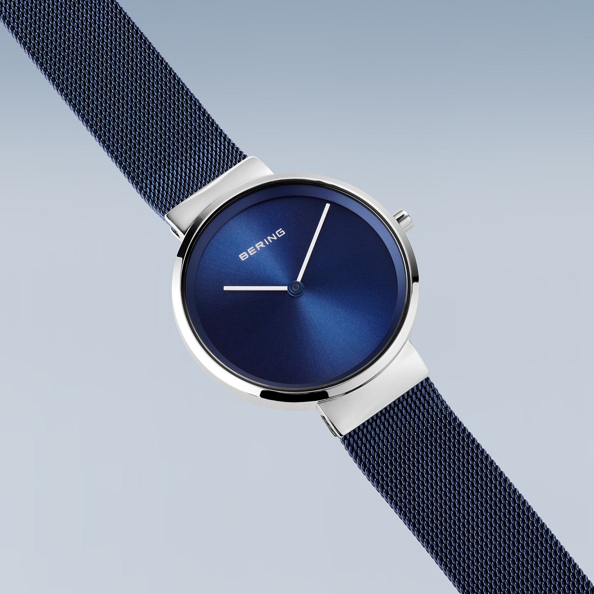 Bering Damenuhr 14531-307 Blau Silber Edelstahl Armbanduhr mit Milanaiseband elegant modern