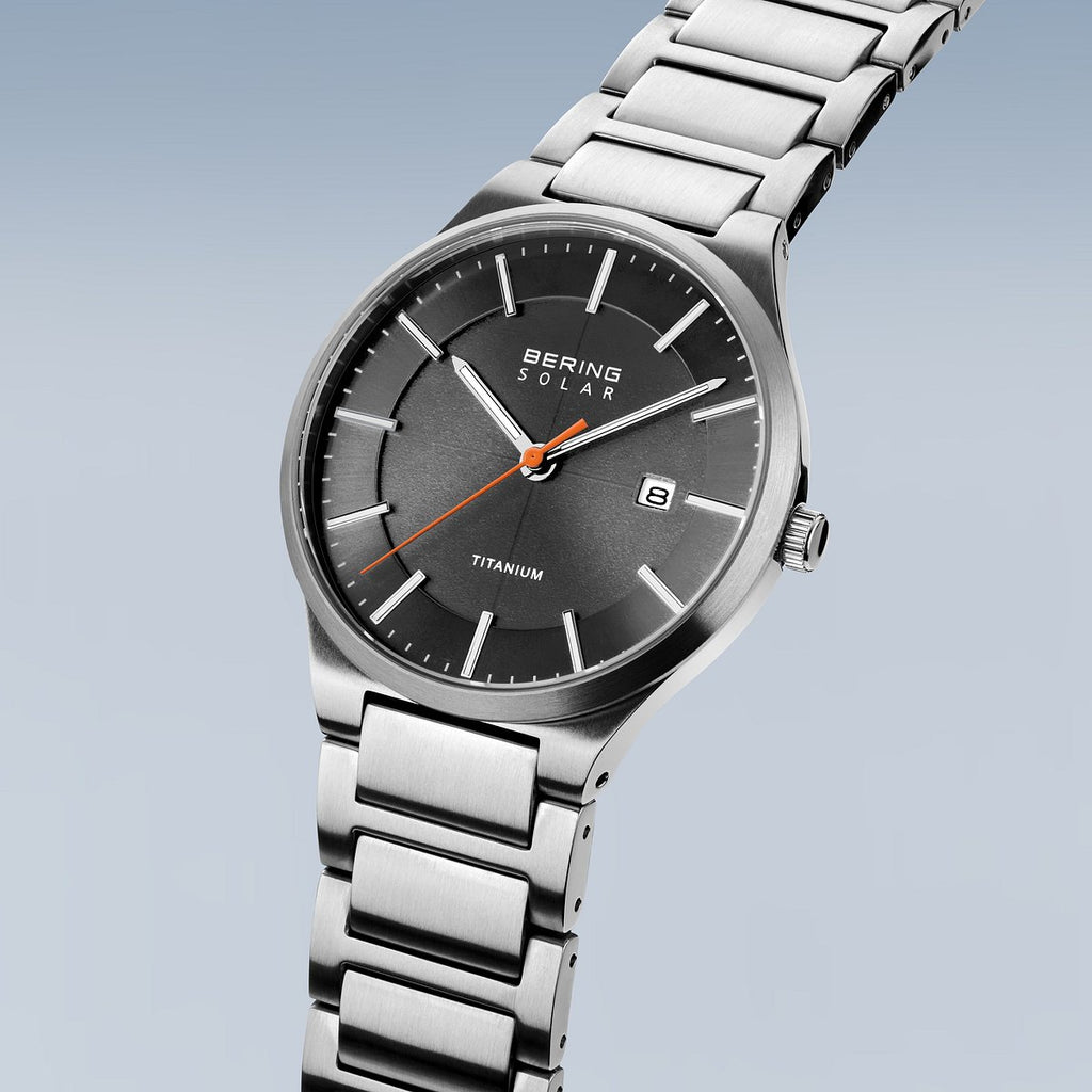 Bering Herrenuhr 15239-779 Solar Titan Silber Grau modern