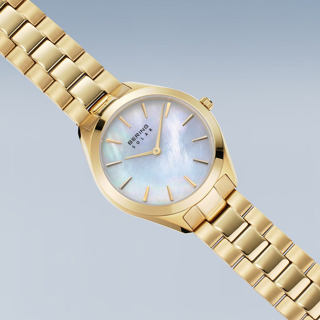 Bering Damenuhr 17331-734 Solar Gold Edelstahl Perlmutt Goldfarben