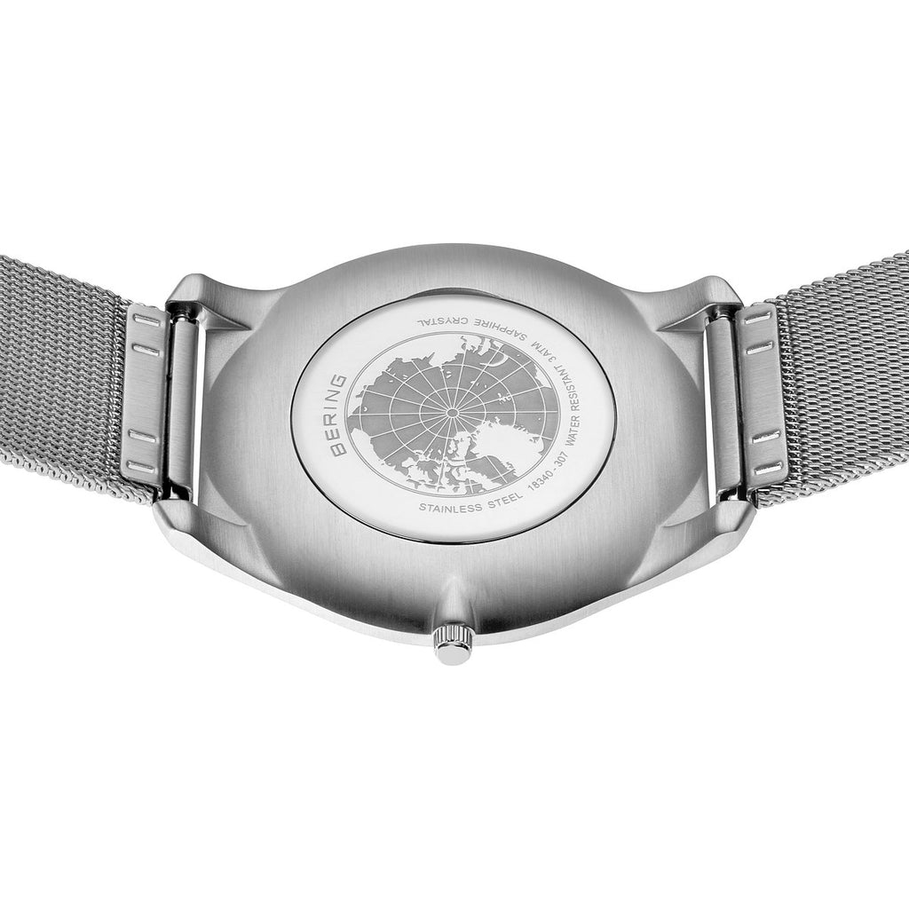 Bering Herrenuhr 18340-307 Titan Silber Blau Mesh elegant
