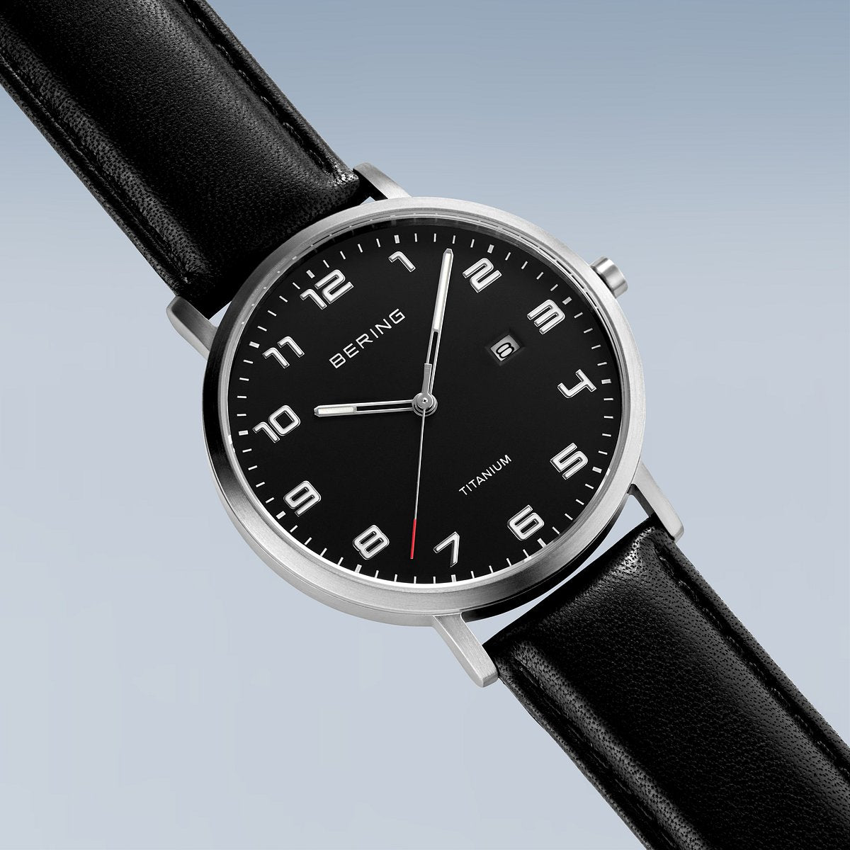 Bering Herrenuhr 18640-402 Titan Leder Schwarz Silber ultraleicht