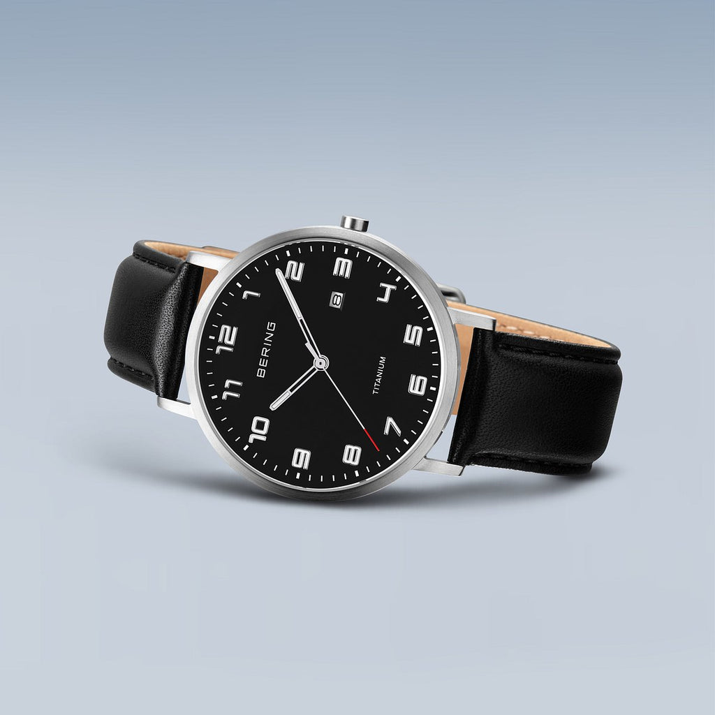 Bering Herrenuhr 18640-402 Titan Leder Schwarz Silber ultraleicht